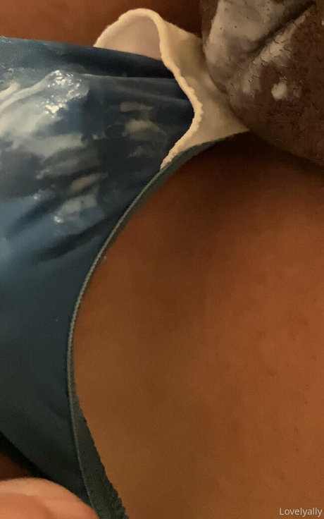 allysquirtss star exclusive pics