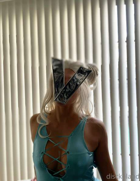 disckoland model nudes archive