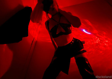 disckoland model pornographic photos