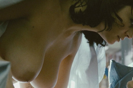 Leonor Watling pornstar hot photos