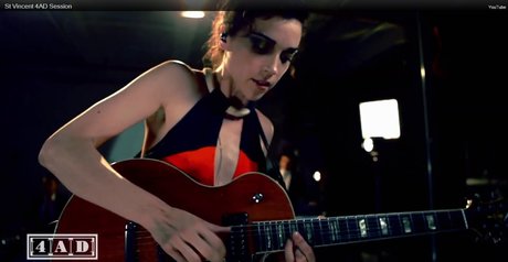 Annie Clark pornstar beautiful photo