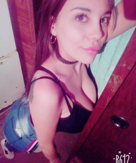 genesis18 pornstar naked pic