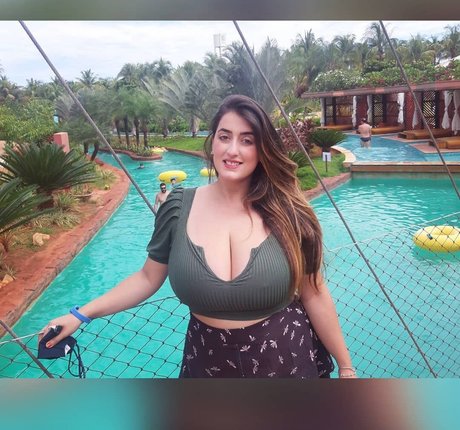 Michelly Rebechi free model photos