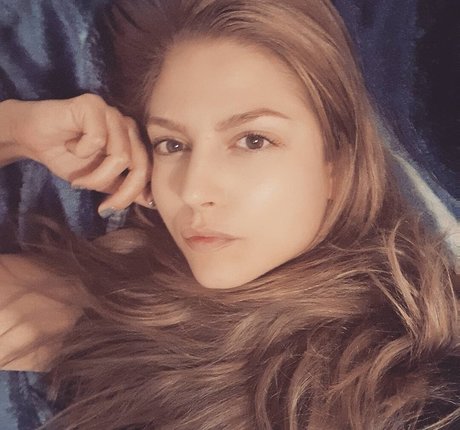 Victoria Mintz hot star galleries