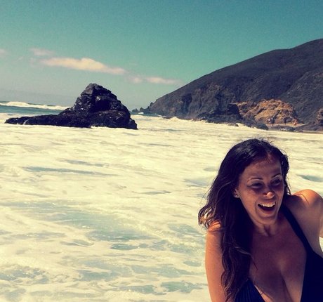 Serena Roberti sex model pics