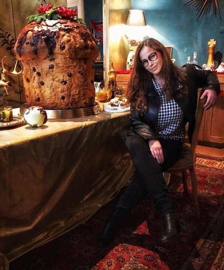 Serena Roberti model nude gallery