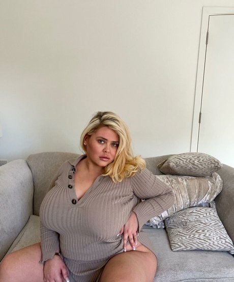 Susannah Elizabeth star high quality picture