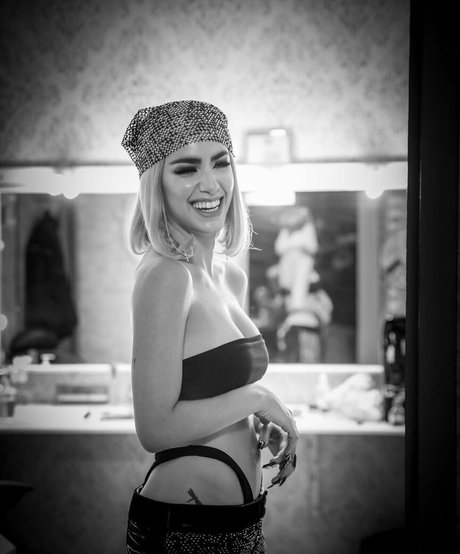 Lali Esposito pornstar top pic