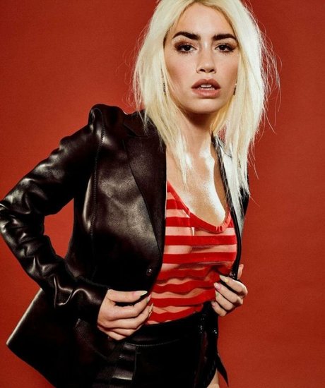 Lali Esposito model top photo