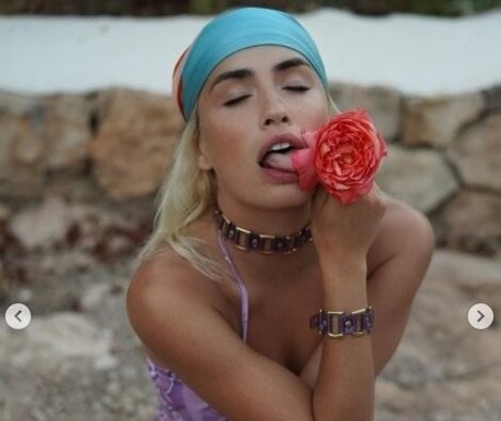 Lali Esposito hd model photo