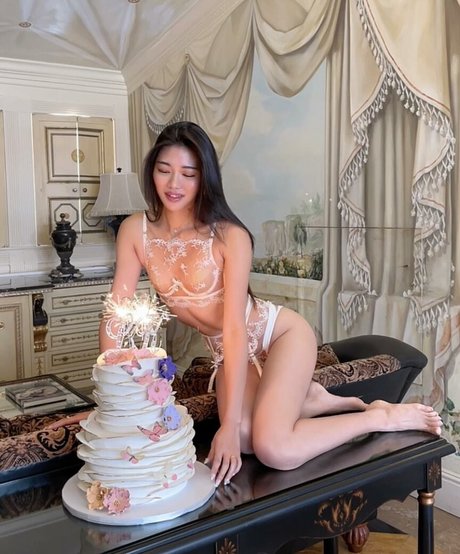 lilyy yk hot star archive