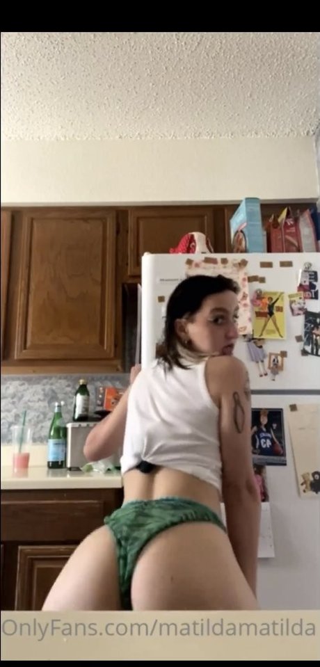 mole tilda perfect pornstar photo