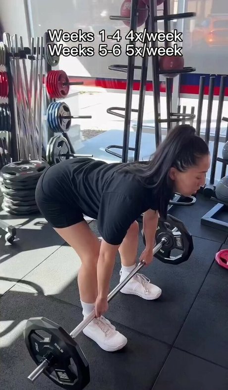 Mari Takahashi art actress gallery