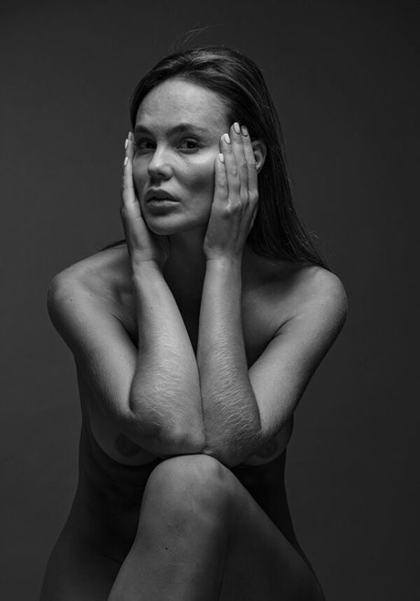 Dasha Levkovich hd pornstar photos