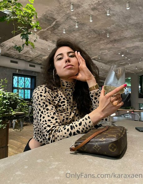 karaxaen exclusive star images