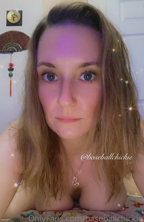 Baseball Chickie model nice picture