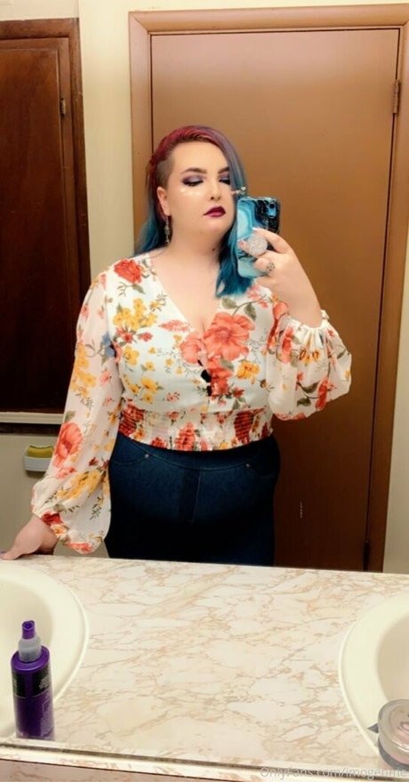 imogenme pornstar erotic pictures