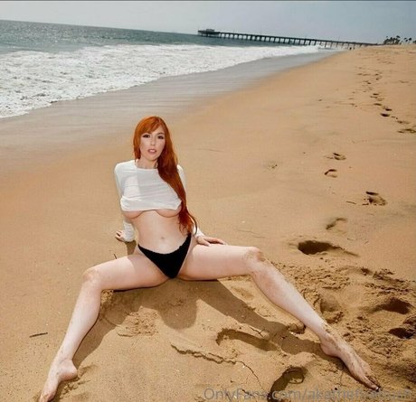 akathefirebush erotic pornstar image