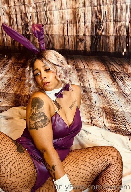 livxjem hd model photo