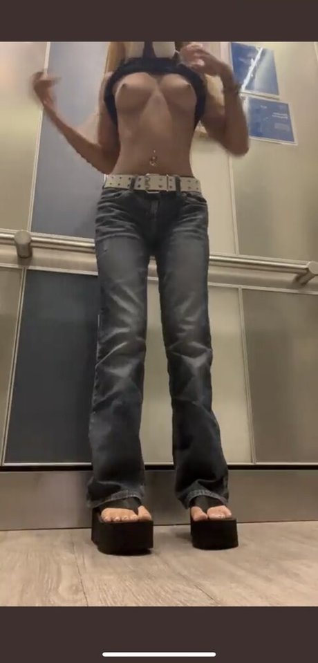 naybaexox nudes actress gallery