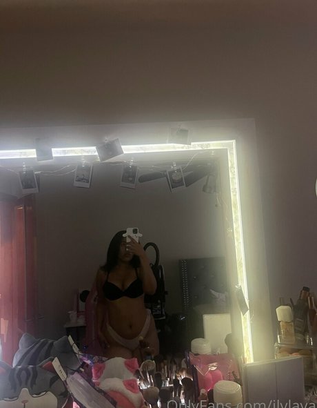 wholelottalaya sex pornstar image