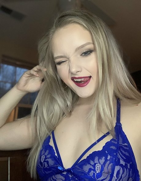 kendra x nudes star pics