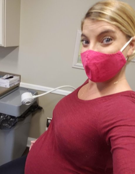 pregnantprincess model adult photos