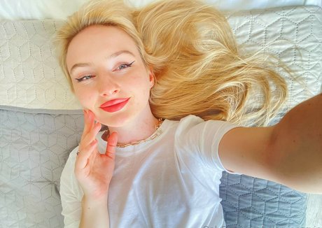 Valery Jones model sexy pic