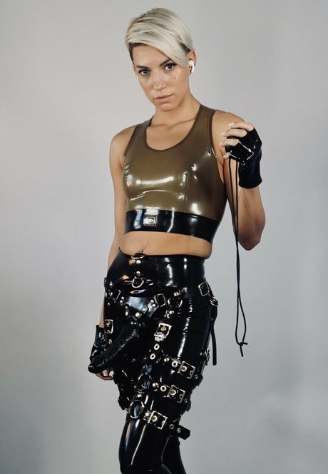 matrix dominatrix star exclusive img