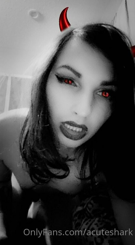 acuteshark hot pornstar photo