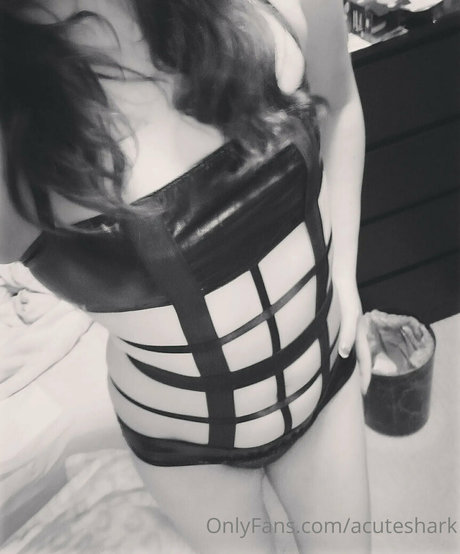 acuteshark hd model photos