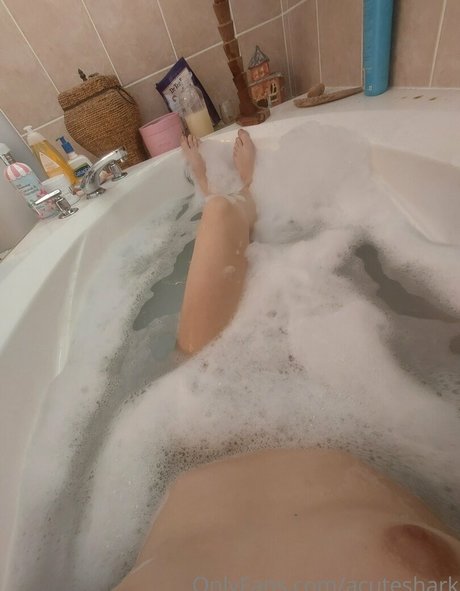 acuteshark star sexy images