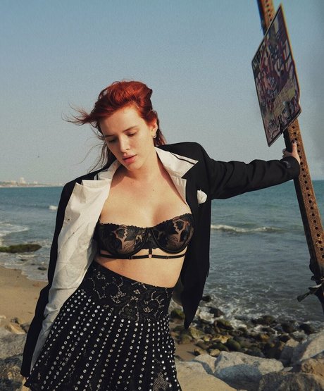 bellathornevip xxx model photo