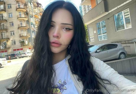 kateumarru exclusive model pics