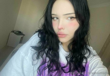 kateumarru star nude photo