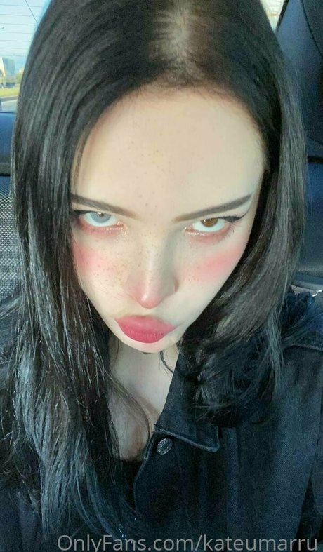 kateumarru model erotic photos