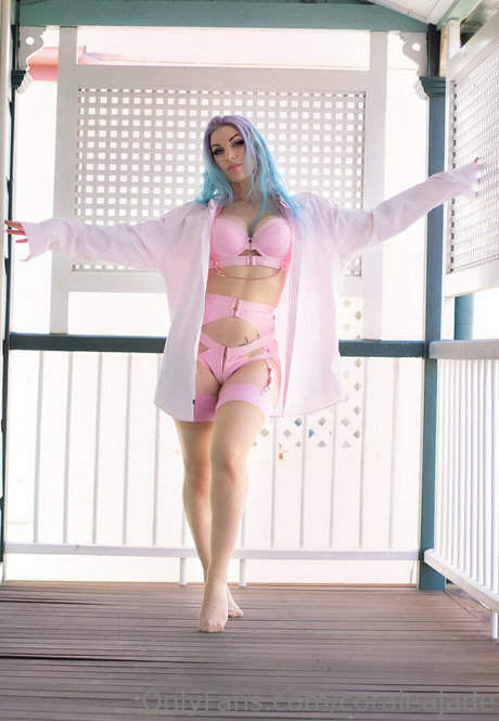 Coraleajade sexy actress pictures