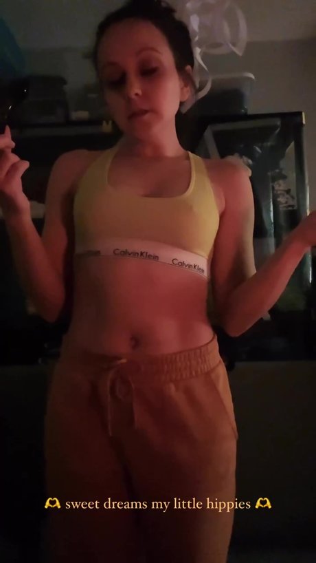 Silenced Hippie free model pics