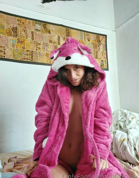 juliarocax hot star photo