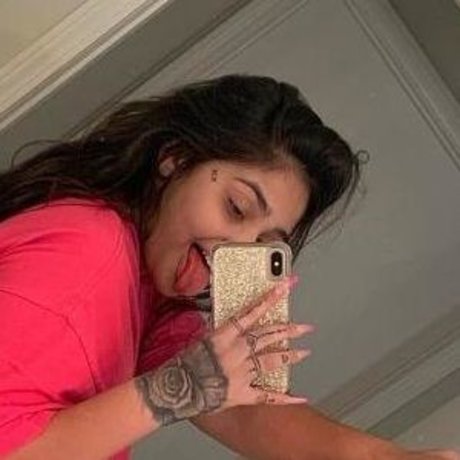 MulanVuitton pornstar free images