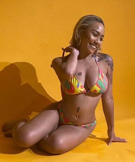 Victoria Kuang star porn pics