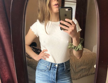 natalienextdoor pornstar pics