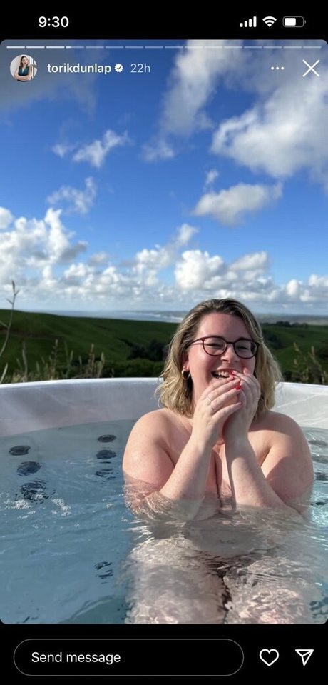 Tori Dunlap hot model archive