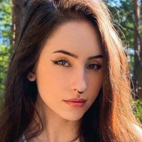 Anastasia Mut porn actress gallery