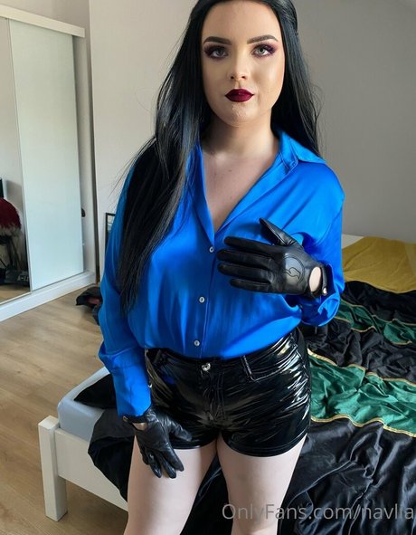 navlia star hot pics