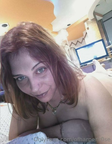 ofharper r0se Profile pic