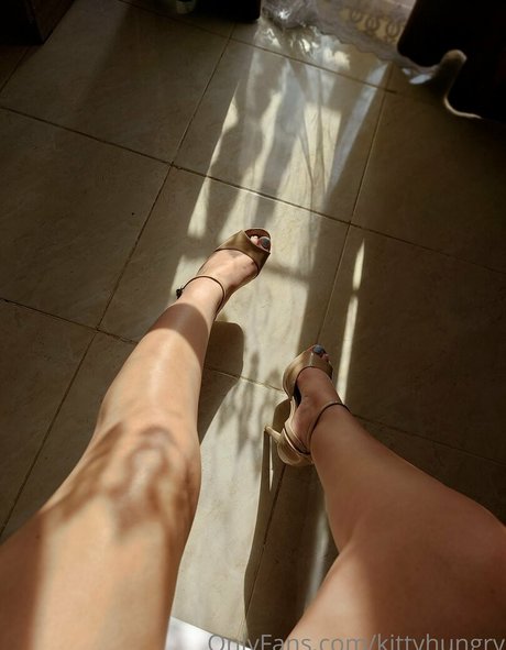 kittyhungry pretty star picture