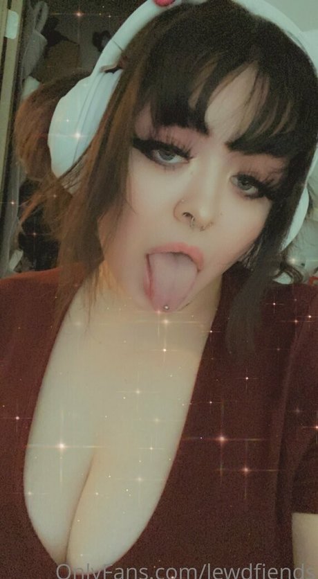 Lewdfiends star erotic archive