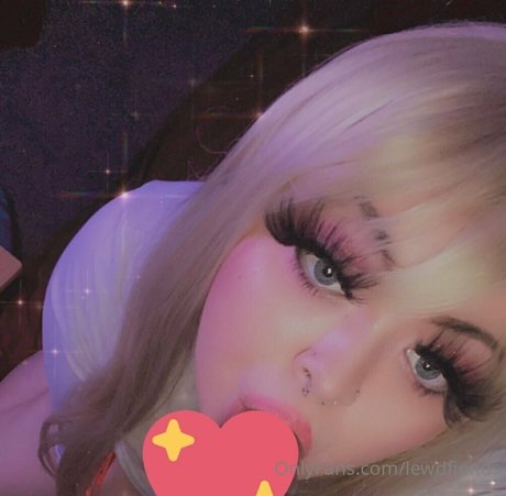 Lewdfiends nude pornstar gallery