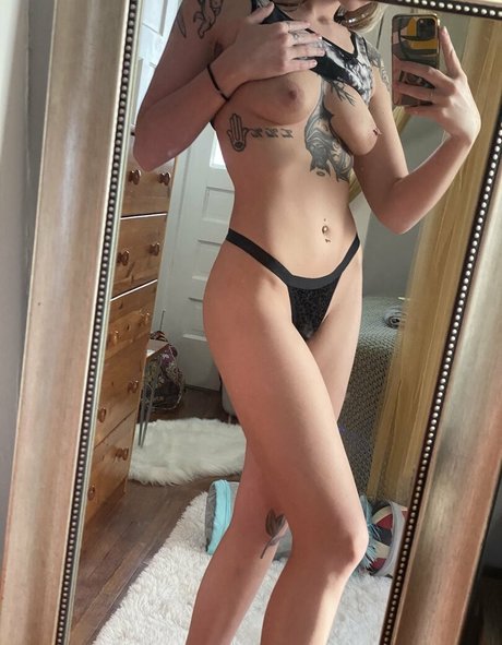 lustfullillian free star photo